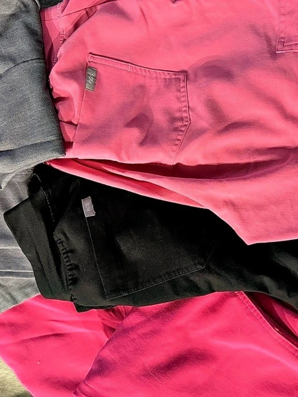 Figs scrubs lot